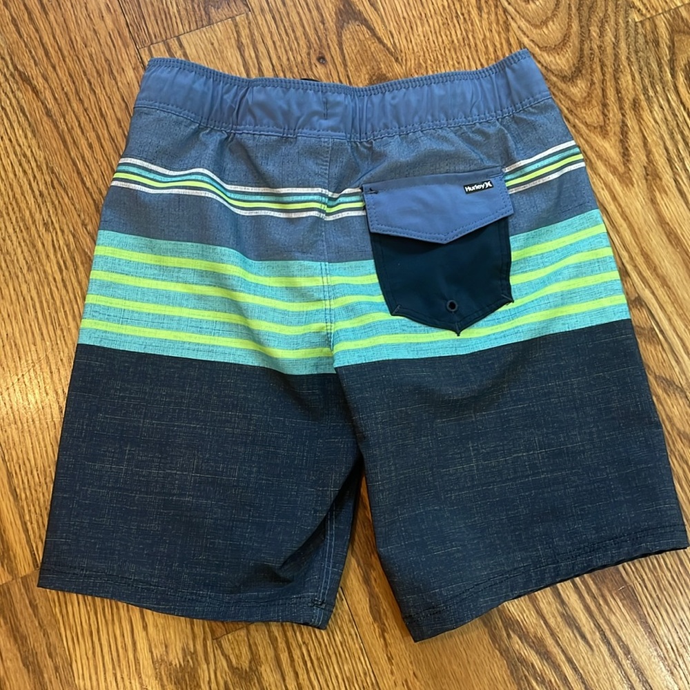 Boy’s Hurley Swim Trunk/Board Shorts. Size 5/6. Excellent to Like New Condition. - Picture 8 of 9